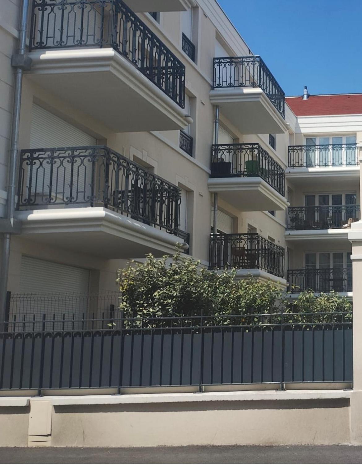 Le Cozy Home Melun Exterior photo